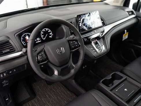 New 2026 Honda Odyssey EX-L image 3