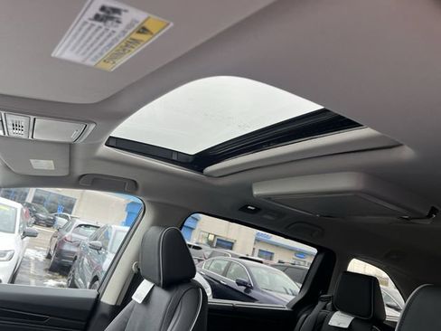 New 2026 Honda Odyssey Touring image 18
