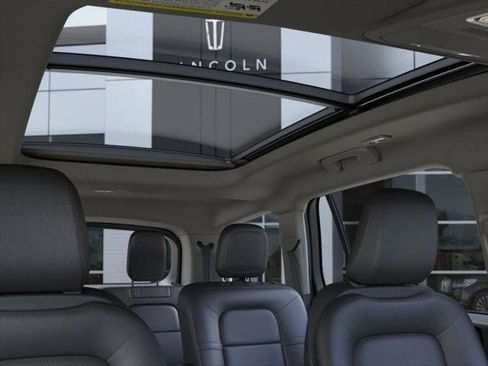 New 2026 Lincoln Aviator Premiere image 22