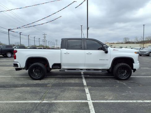 Used 2024 Chevrolet Silverado 2500 LT image 8
