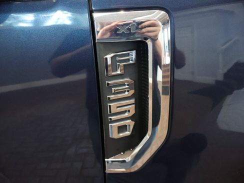 Used 2017 Ford F350 XL AWD/4WD image 8