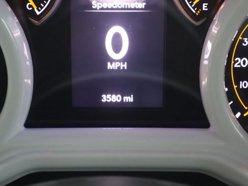 Used 2025 Jeep Gladiator Sport image 25