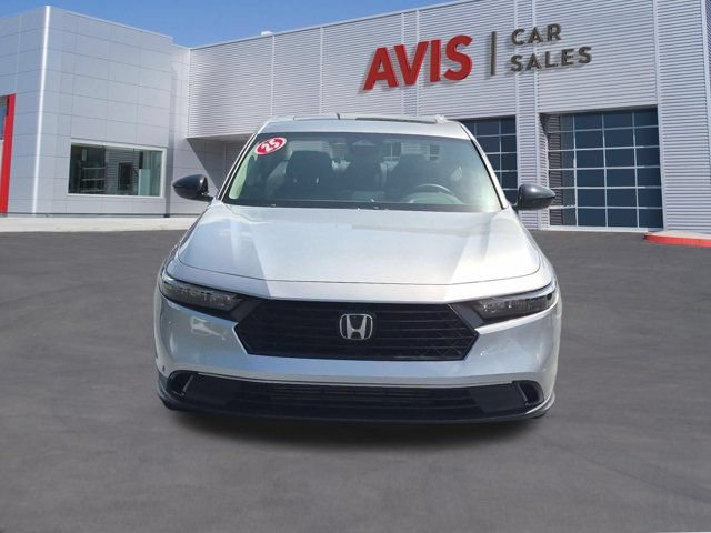 Used 2025 Honda Accord SE image 2