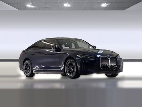 Used 2023 BMW i4 eDrive35 w/ Premium Package image 6