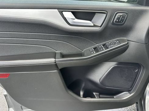 Used 2024 Ford Escape Platinum AWD/4WD image 33