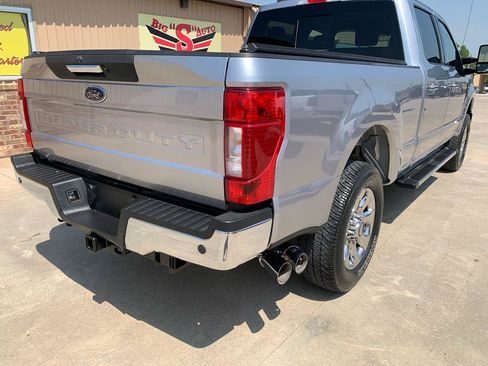 Used 2020 Ford F250 Lariat w/ Chrome Package AWD/4WD image 2
