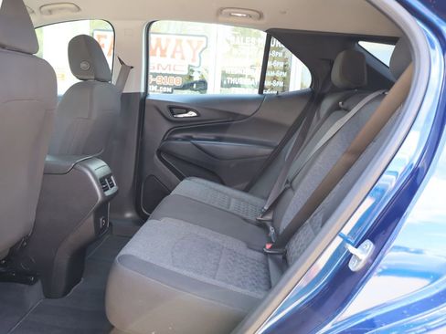 Used 2022 Chevrolet Equinox LT AWD/4WD image 25