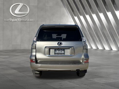 Certified 2023 Lexus GX 460 Premium image 8