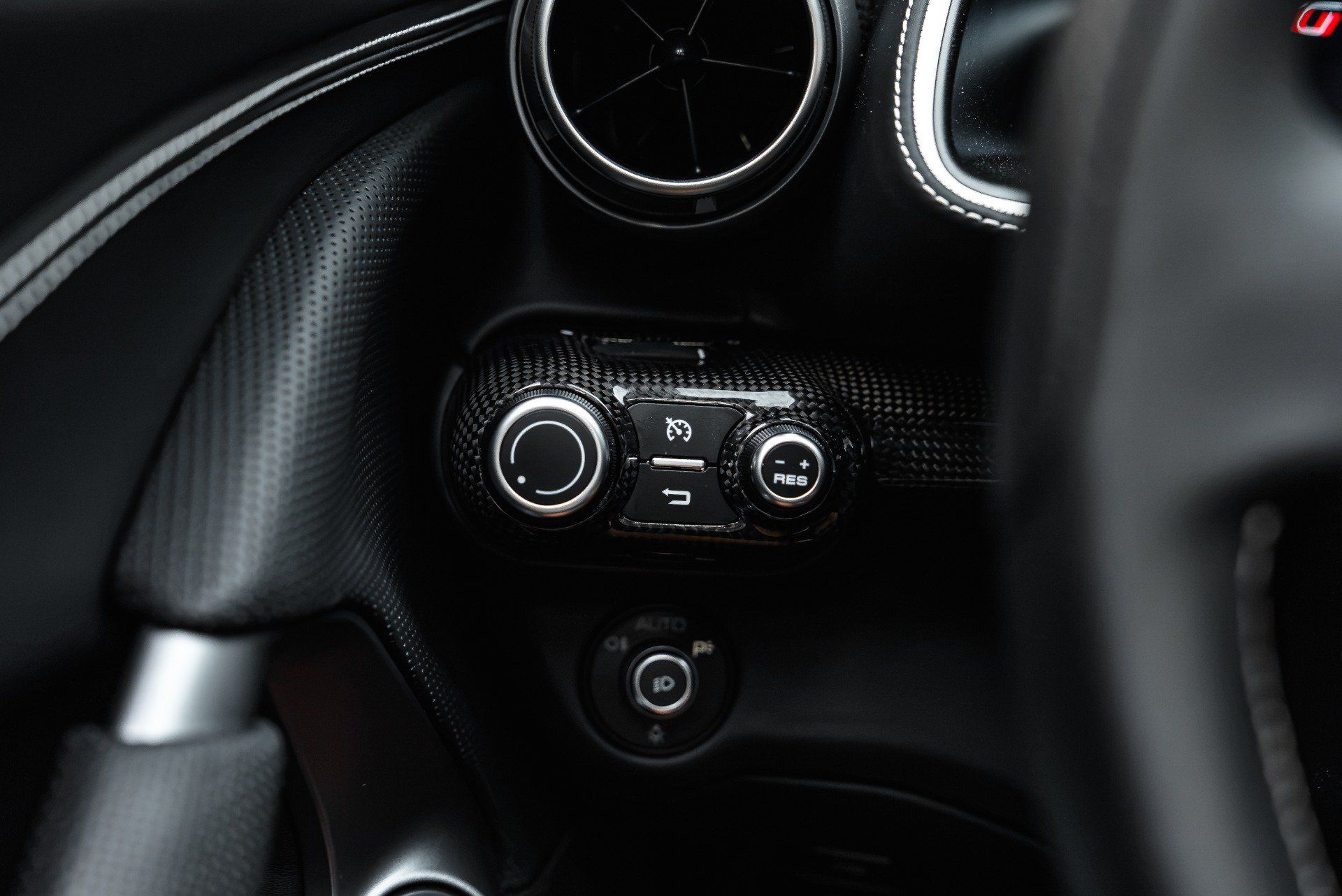Used 2022 Ferrari 812 GTS RWD image 41