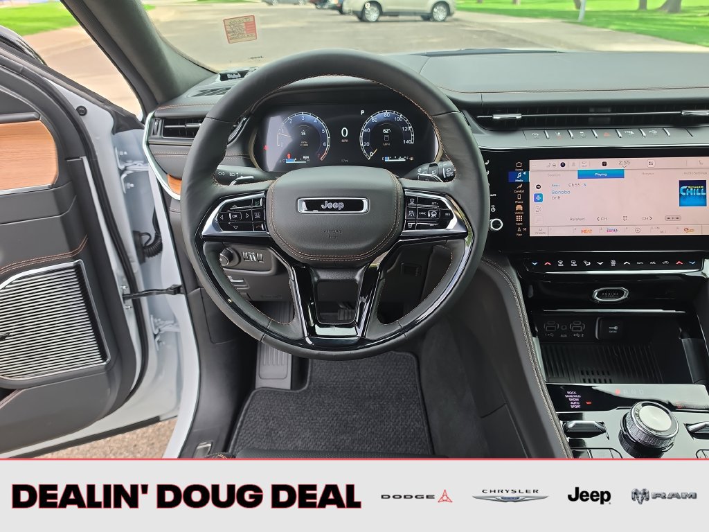 New 2027 Jeep Grand Cherokee Summit AWD/4WD image 13