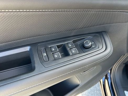 New 2026 Volkswagen Atlas SEL image 13