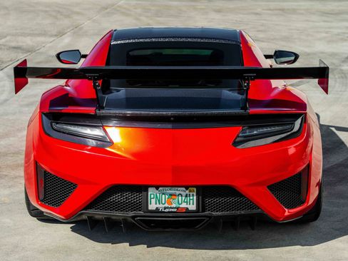 Used 2017 Acura NSX image 5