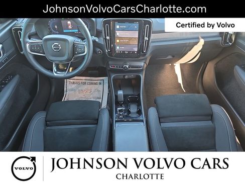 Certified 2025 Volvo XC40 B5 Plus image 11
