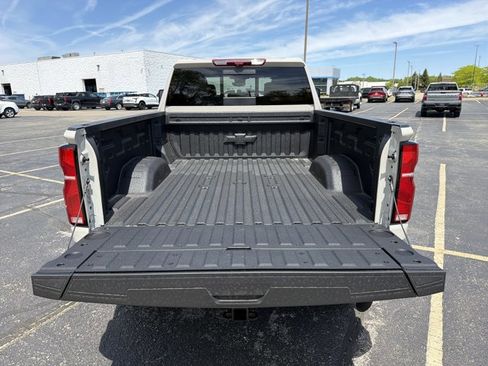 New 2026 Chevrolet Silverado 2500 ZR2 w/ LPO, Dark Essentials Package AWD/4WD image 35