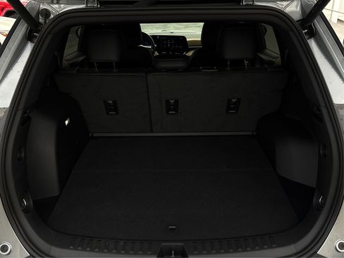 Used 2025 Chevrolet Equinox ACTIV w/ Safety and Technology Package image 11