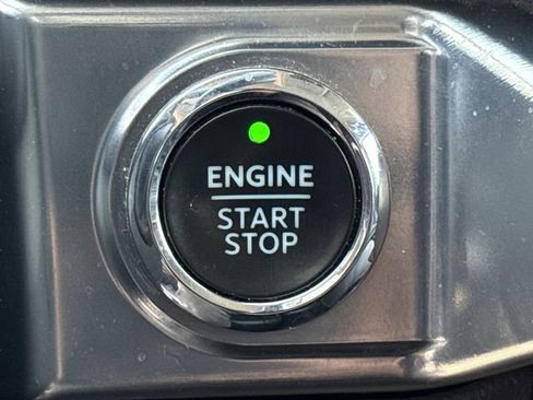 Certified 2022 Ford F150 Lariat AWD/4WD image 40