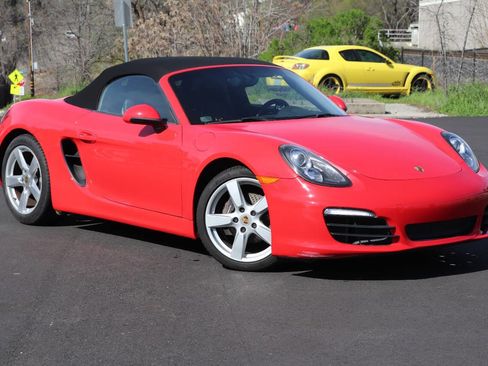 Used 2016 Porsche Boxster image 11