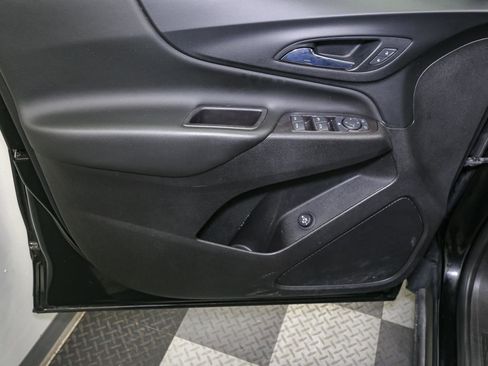 Used 2021 Chevrolet Equinox LT AWD/4WD image 39