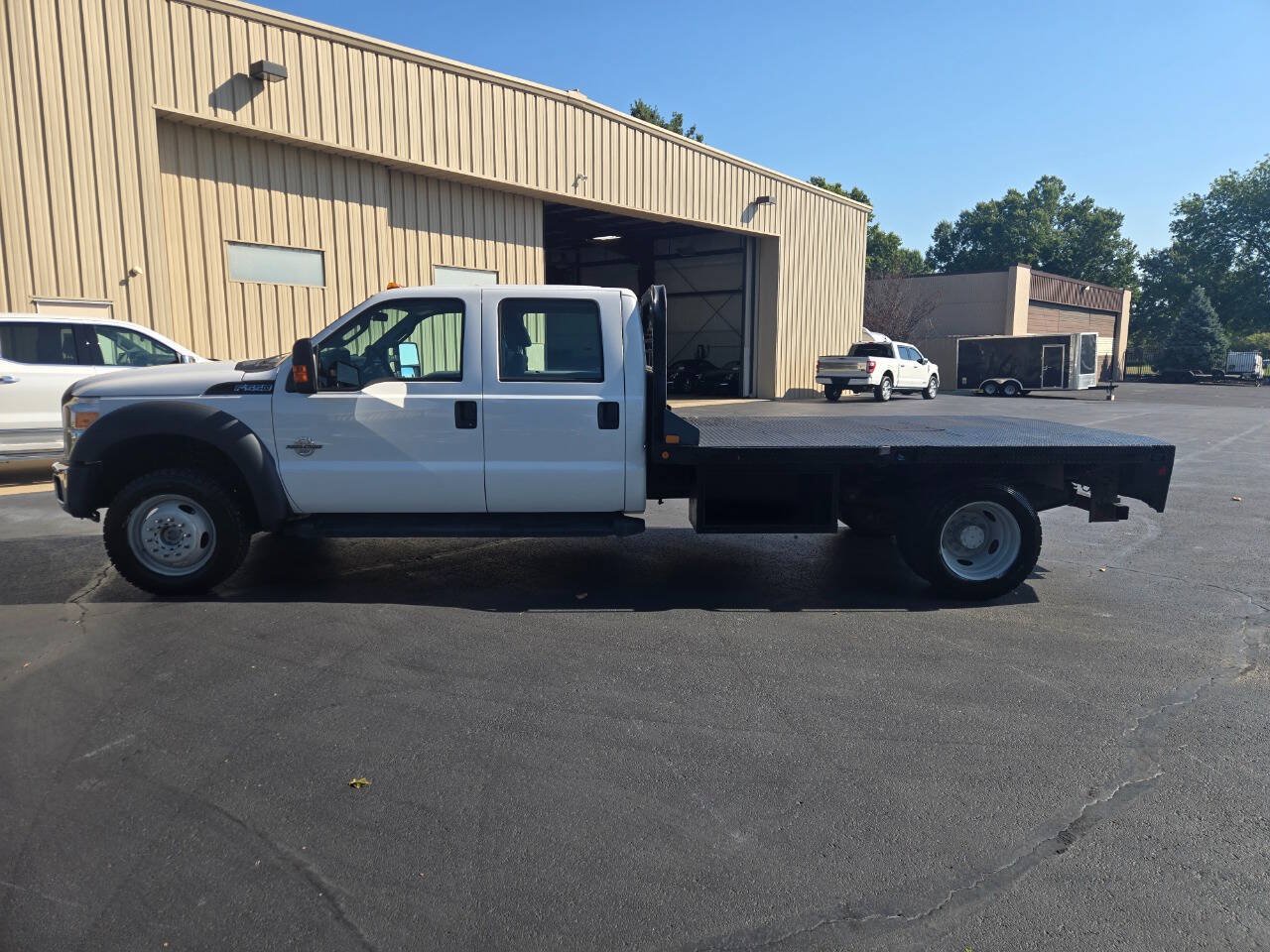 Used 2016 Ford F550 4x4 Crew Cab Super Duty image 19