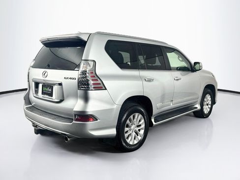 Used 2016 Lexus GX 460 w/ Premium Package AWD/4WD image 9