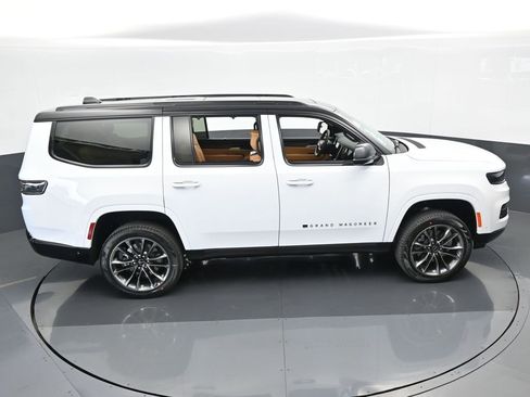 Used 2024 Jeep Grand Wagoneer Series III w/ Quick Order Packagew 28T image 53