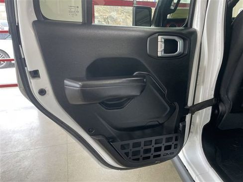 Used 2020 Jeep Gladiator Rubicon w/ Dual Top Group image 32