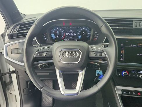 Used 2025 Audi Q3 2.0T Premium AWD/4WD image 17