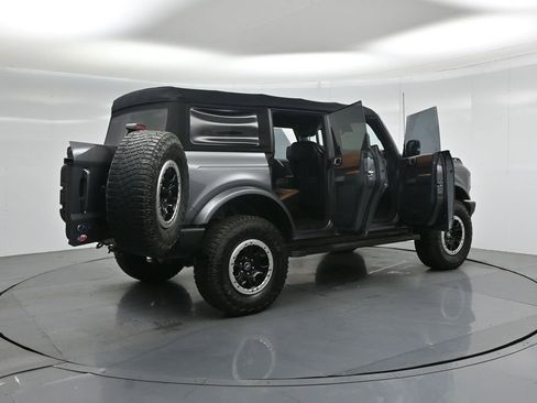 Certified 2021 Ford Bronco Outer Banks image 6