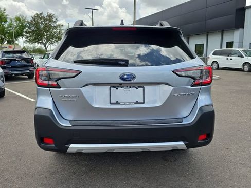 Used 2025 Subaru Outback Limited w/ Tech Package 3 AWD/4WD image 7