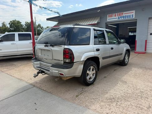 Used 2004 Chevrolet TrailBlazer LS w/ LS Preferred Equipment Group RWD image 6