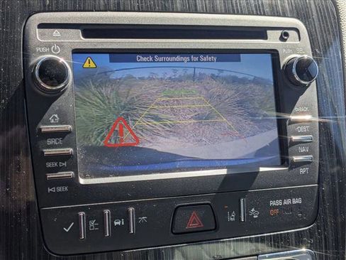 Used 2016 Chevrolet Traverse LTZ image 8