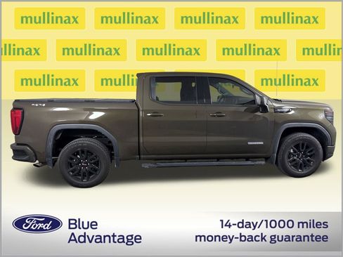 Used 2023 GMC Sierra 1500 Elevation AWD/4WD image 4