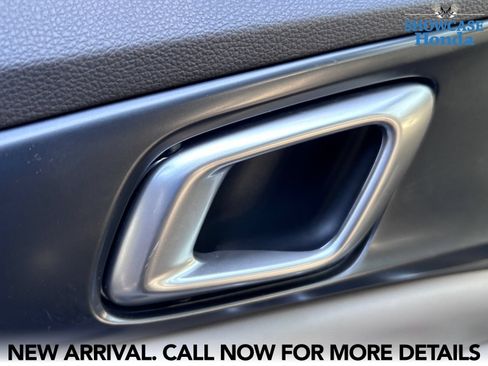 Used 2026 Kia Carnival FWD image 8