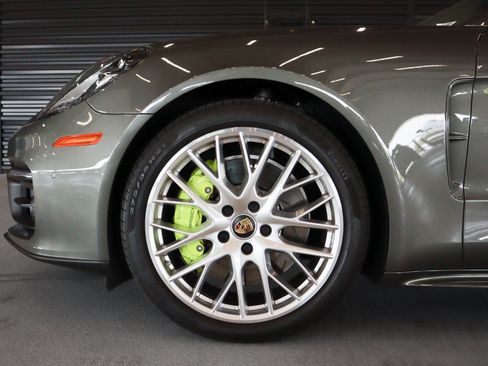 Certified 2023 Porsche Panamera 4 AWD/4WD image 12
