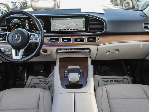 Used 2021 Mercedes-Benz GLE 350 w/ Premium Package image 12