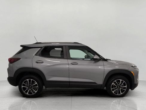 Certified 2025 Chevrolet TrailBlazer LT AWD/4WD image 11