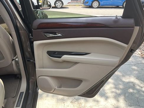 Used 2014 Cadillac SRX Luxury w/ Driver Awareness Package FWD image 27