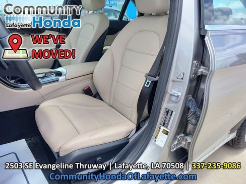 Used 2019 Mercedes-Benz C 300 Sedan image 21