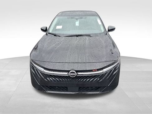 New 2026 Nissan Sentra SR w/ SR Premium Package FWD image 9