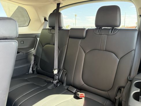 Used 2024 Honda Pilot EX-L image 39