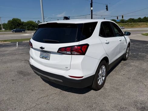Used 2023 Chevrolet Equinox LT FWD image 3