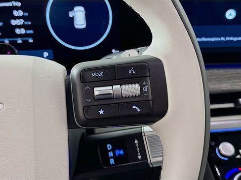 New 2025 Hyundai Santa Fe Calligraphy FWD image 17