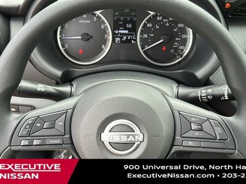 New 2025 Nissan Kicks Play S image 11