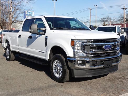 Used 2022 Ford F350 XLT w/ XLT Value Package image 4