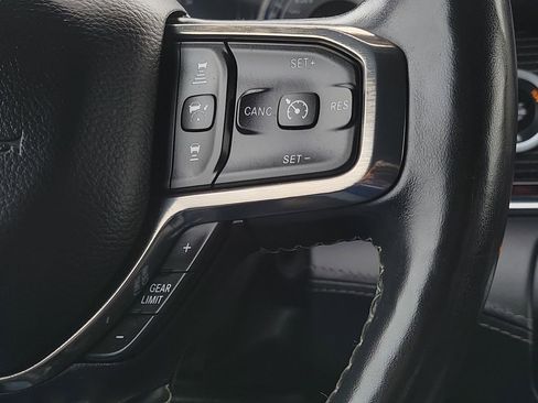 Used 2020 RAM 1500 Limited w/ Black Appearance Package image 29