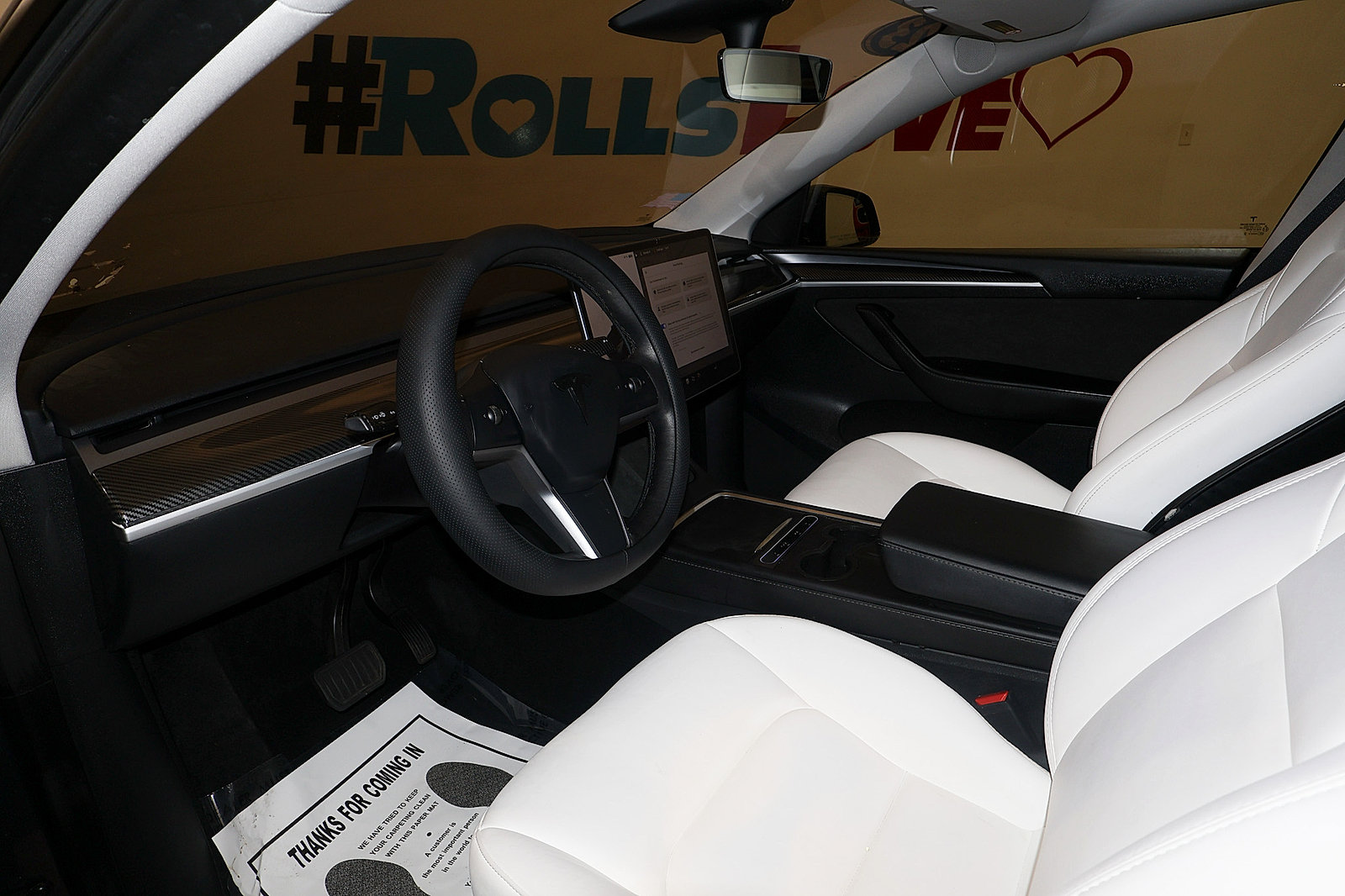 Used 2023 Tesla Model Y AWD image 11