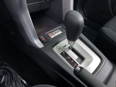 Used 2017 Subaru Forester 2.5i Premium image 17