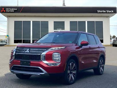 New 2025 Mitsubishi Outlander SE