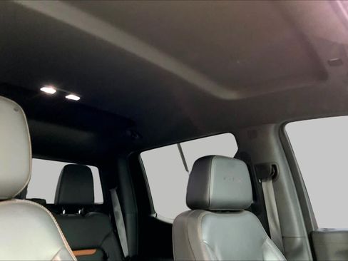 Used 2021 GMC Sierra 1500 AT4 w/ AT4 Premium Package AWD/4WD image 27