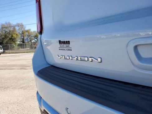 New 2026 GMC Yukon XL Denali w/ Sun & Power Step Package AWD/4WD image 8